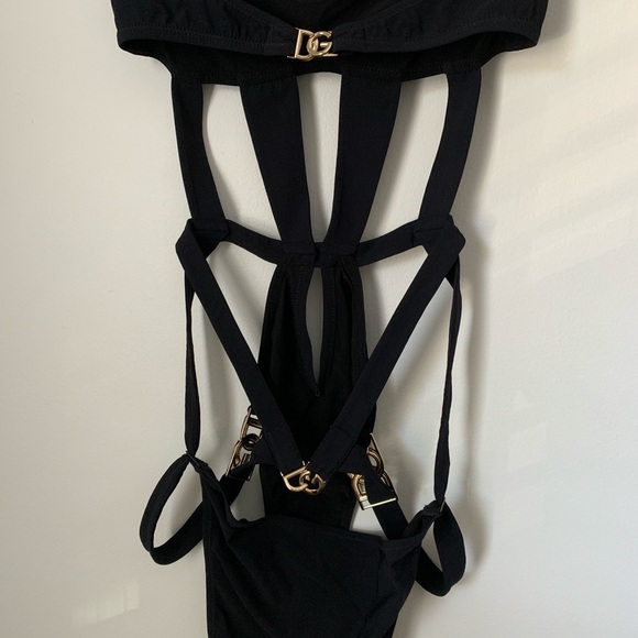 Dolce & Gabbana Black Beachwear - Picture 5 of 8